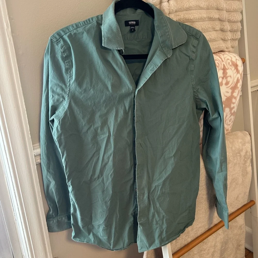 Men’s Express Dress Shirt